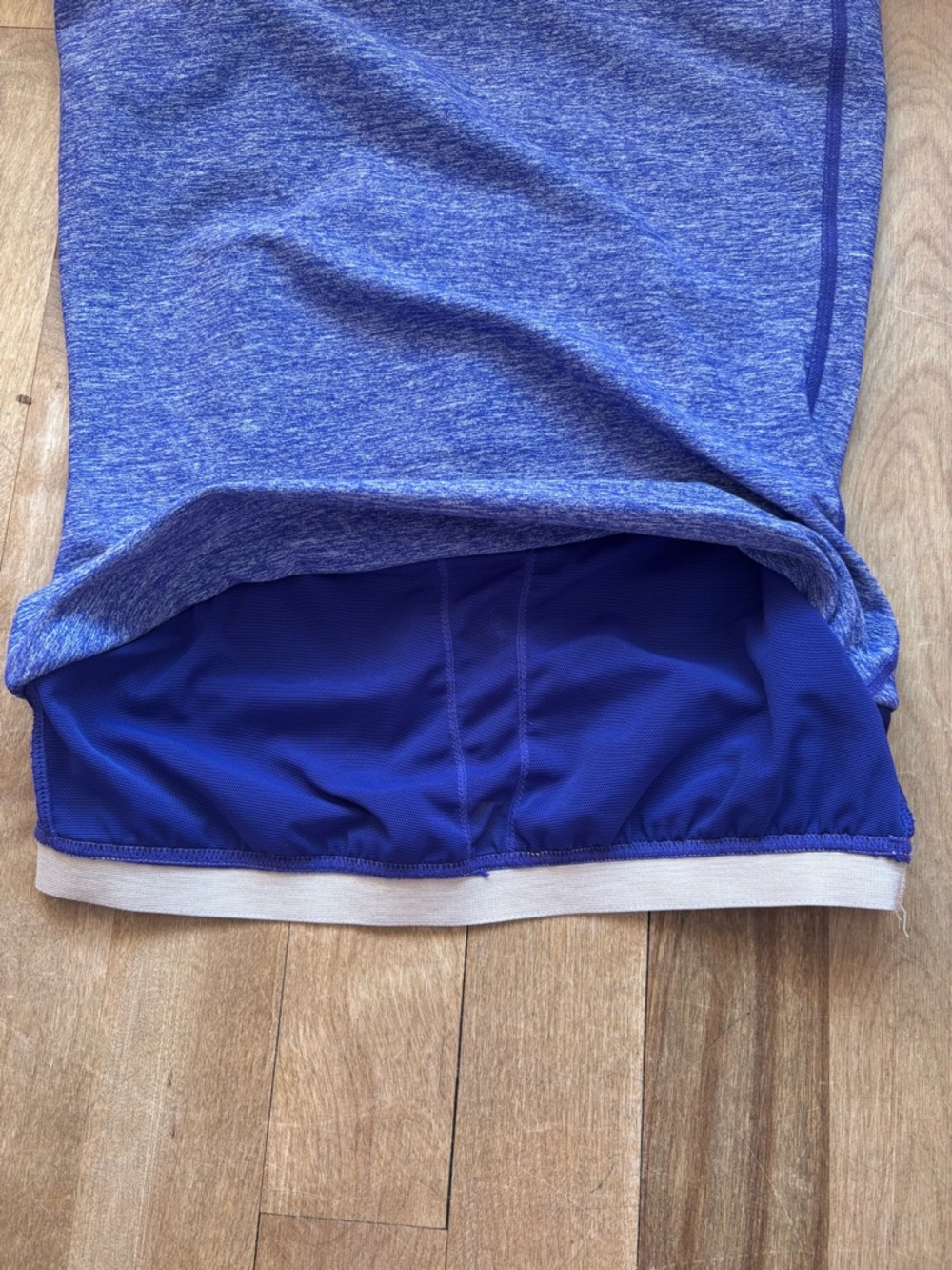 Lululemon Purple Women's Tank Top with Thin Back Straps - Picture 5 of 6